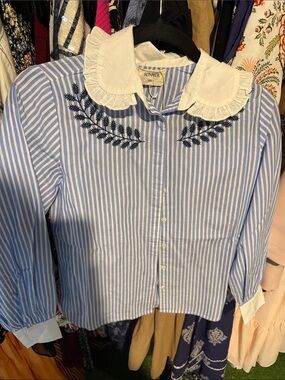 Sonmer Florentia Blouse Navy with Embroidery